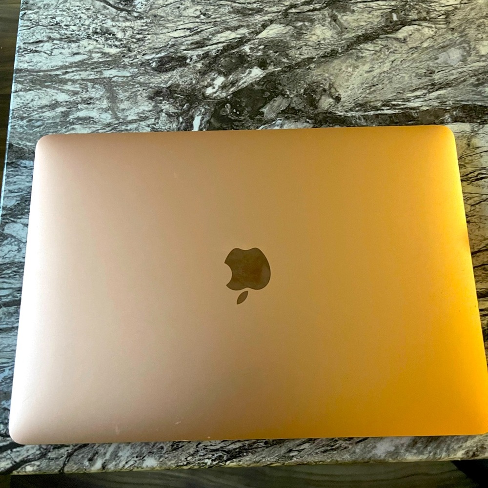 Apple MacBook Air
